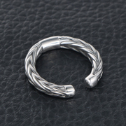 Anello aperto in acciaio inossidabile a forma di C in twill