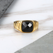 Bague en acier inoxydable sertie de pierres précieuses à motif croissant